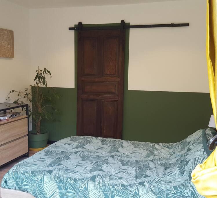 Appartement 2 Pieces Gravieres Bagian luar foto