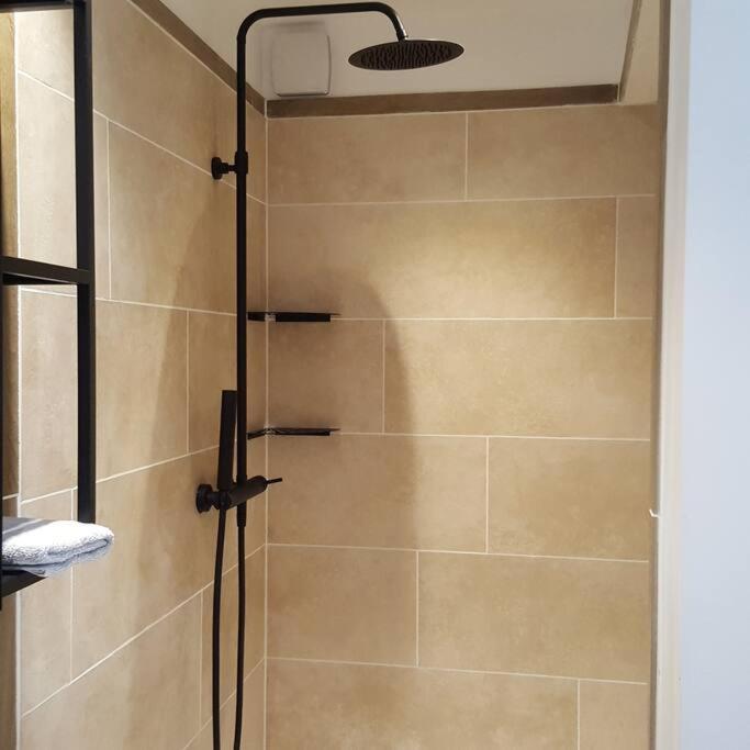 Appartement 2 Pieces Gravieres Bagian luar foto